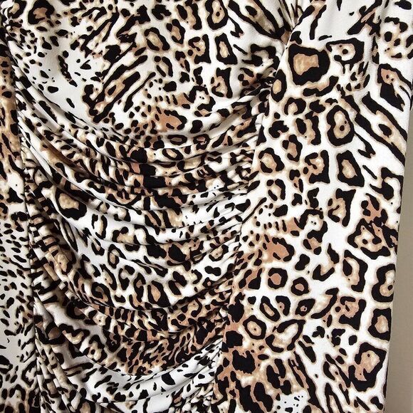EUC CALVIN KLEIN ANIMAL PRINT SOFT STRETCY MID RUCHED MIDI DRESS SIZE M / PET L - Picture 3 of 16